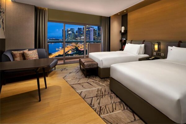 Swisshotel-The-Stamford-Singapore-1-600x400