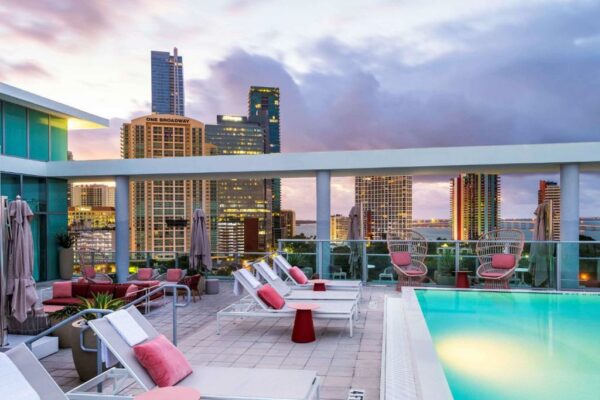 Novotel-Miami-Brickell-3-600x400